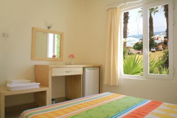 Meteor Beach Hotel Turgutreis Room photo